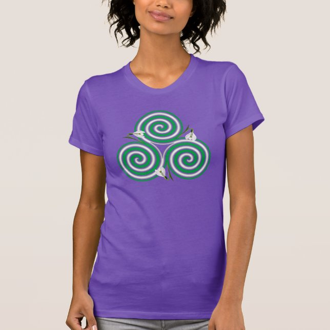 Vit och Grönt Imbolc Triskele med Snödroppar T Shirt (Framsida)