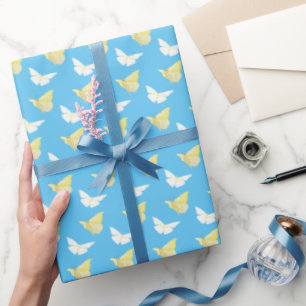 Vit och lätt Gult Butterflies som flyger blått Presentpapper