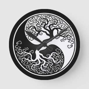 Vit- och svartlivets träd Yin Yang Rund Klocka