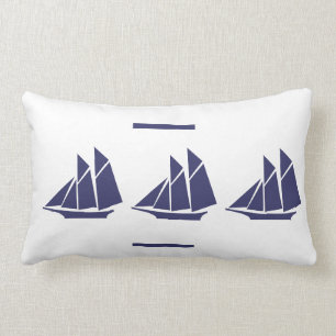 vit PILLOW-kust i segelbåt Lumbarkudde