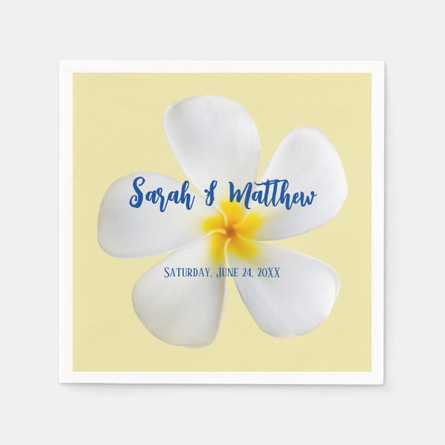 Vit plumeria på Gult, tropisk, Blommigt Bröllop Pappersservett (Framsidan)