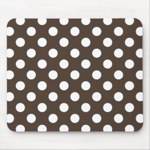 Vit polka dots på brunt musmatta