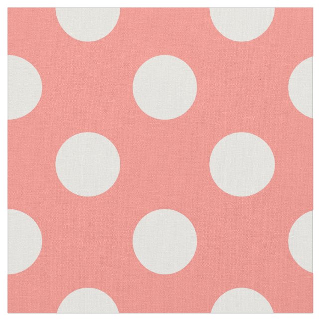 Vit polka dots på persika tyg (Närbild)