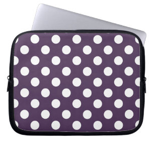 Vit polka dots på plommons lila laptop fodral