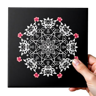 Vit Rangoli med hibiscus Kakelplatta