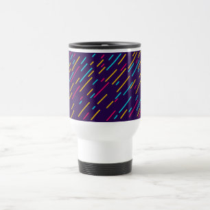 Vit resemugg med lila design.