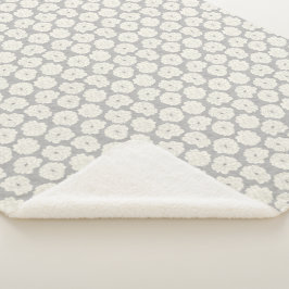 Vit ros på lätt Grått - sömlöst mönster.