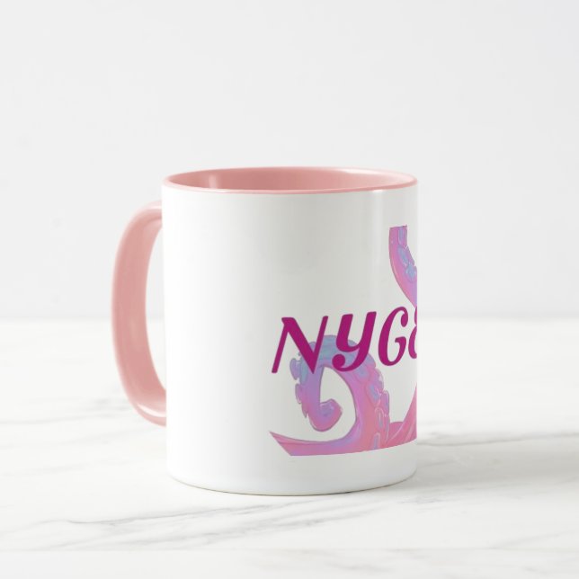Vit/rosa mugg med tentakeldesign och NYGEL-logotyp (Framsida vänster)