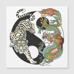 Vit tiger kontra grönt drake i yin Yang