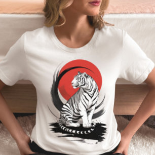 Vit Tiger Med Röd Sol Konstnärlig T Shirt