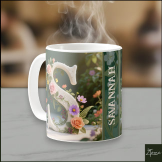 Vit Trädgårdsmonogram Bokstav S med Blommor Kaffemugg
