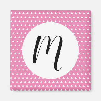 Vit triangel mönster magnet