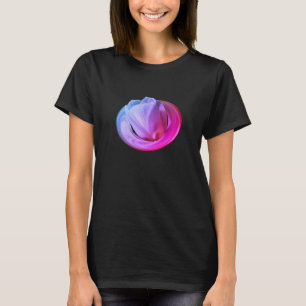 Vit Tulip Petals Tenderfärgad Blommigt av Abstrakt T Shirt