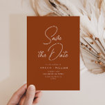 vit typografi terracotta bröllop spara datumet<br><div class="desc">Bohemian terracotta-design med snyggt modern text. Våra vackra bröllop spara datum-kort i personlig har en fantastisk utformning som kompletterar alla bröllop-teman. Kortets framsida har en personlig och en vacker bild.</div>