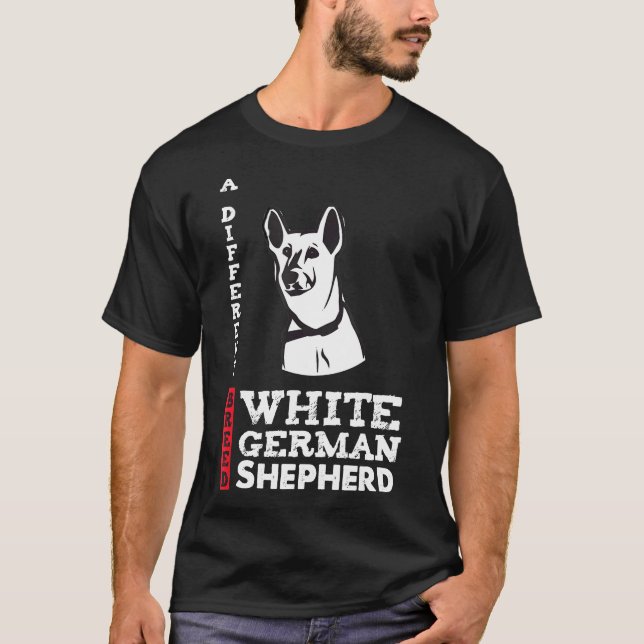 Vit tysk shepherd A annan ras T Shirt (Framsida)