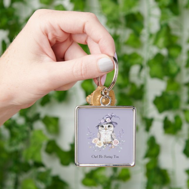 Vit Uggla Lila Hatt Vackra Blommor Fyrkantig Silverfärgad Nyckelring (Hand)