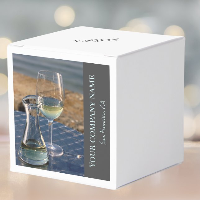 Vit vin-dekanter för butiker i vin, pub eller vine presentaskar (Skapare uppladdad)