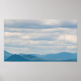 Vita berg under grumliga himlar, New Hampshire Poster