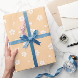 Vita Blommar vid Gult Mönster Presentpapper