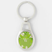 Vita blommor med monogram