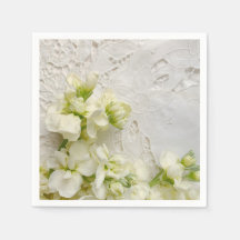 Vita blommor på gamla snöre