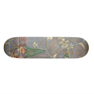 Vita blommor på tidningspapperbakgrund skateboard bräda 21,5 cm