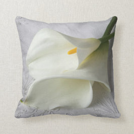 vita calla lilior på linne kastkudde kudde
