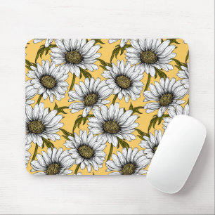 Vita daisy, vild blommor på gulten musmatta