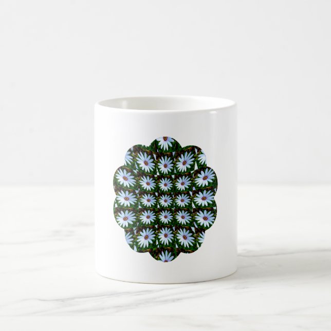 Vita Daisyn Mönster Kaffemugg (Center)