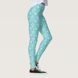 Vita fjärilar och blommor på akvamarin leggings