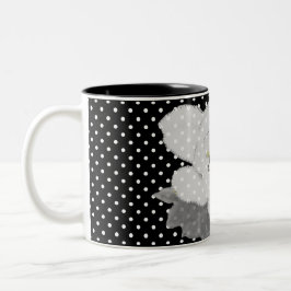 Vita Gardenia Flower Black White Polka Dot Två-Tonad Mugg