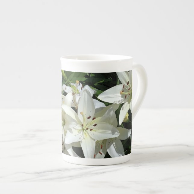Vita liljor benporslin mugg (Framsida höger)