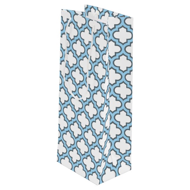 Vita och Baby blue trellis, Lattice, Quatrefoil (Baksidan Vinklad)