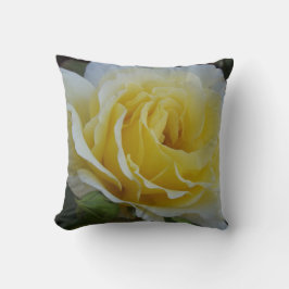 Vita och Gul ros Kudde