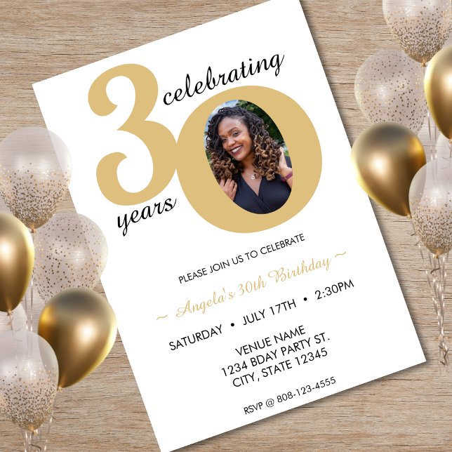 Vita och Guld-foto 30 trettio år 30års födelsedag Inbjudningar (White & Gold Photo 30 Thirty Years 30th Birthday Invitation)