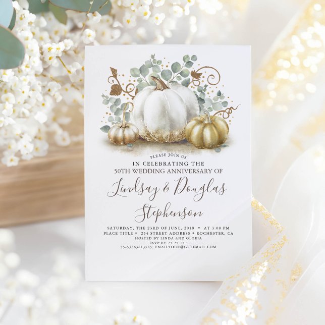 Vita och Guld Pumpkins Fall bröllopsdag Inbjudningar (Greenery and Gold Pumpkins Fall Wedding Anniversary Invitations)