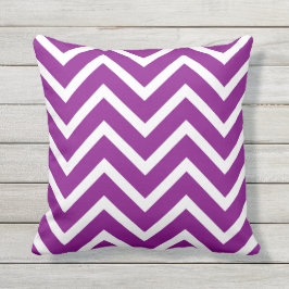 Vita och Lila Chevron Kudde