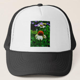 Vita och Orange ConeFlowers Truckerkeps