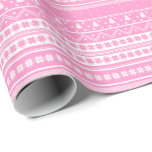 Vita och Rosa Nordiska sötvattensjulen Mönster Presentpapper<br><div class="desc">Norra julsvepen vintern mönster,  med snöflingor och Julgranar. Nordiska julafton vintern mönster i rosa och vitt. Rosa julomslutning papper</div>