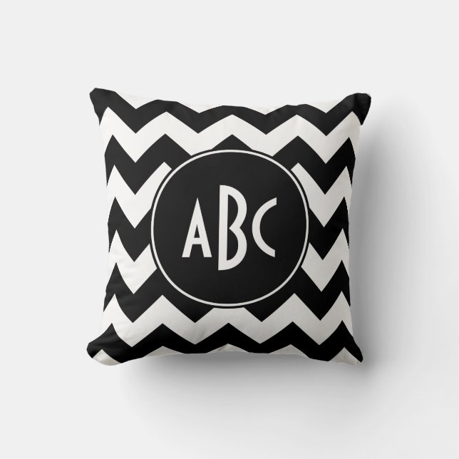 Vita och svarta Chevron Monogram Kudde (Framsida)