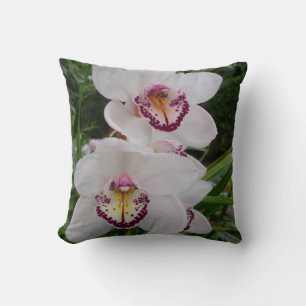 Vita orchids vackra tropiska blommor kudde
