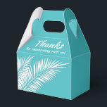 Vita palmblad på turkosa presentlådor<br><div class="desc">Presentlådor med vita palmblad på turkos bakgrund. Perfekt för alla fester,  födelsedagsfester,  bröllopsfester,  förlovningsfester,  pensionsfester,  bröllop och mer. Klicka på Anpassa för att ändra bakgrundsfärg,  typsnitt och lägga till text. Se inbjudningar och matchande artiklar i vår butik ---> http://bit.ly/2UyWIVj <---</div>