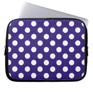 Vita polka dots på mörk blått laptop fodral