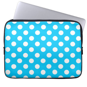 Vita prickar på elektriskblå laptop sleeve