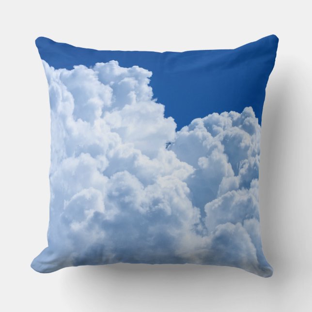 Vita puffmoln i blå himmel kudde (Framsida)