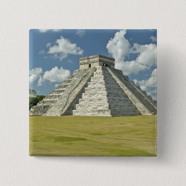 Vita puffmoln över Mayan Pyramid Knapp (Framsida)