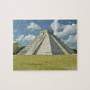 Vita puffmoln över Mayan Pyramid Pussel