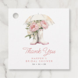 Vita regnstövlar & rosa peonies bröllopsdusch gåvor etiketter