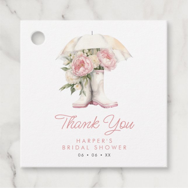 Vita regnstövlar & rosa peonies bröllopsdusch gåvor etiketter (Framsida)