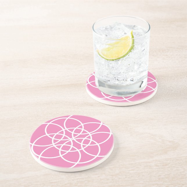 Vita Spiral-kretsar på Rosa Underlägg (Sidan)